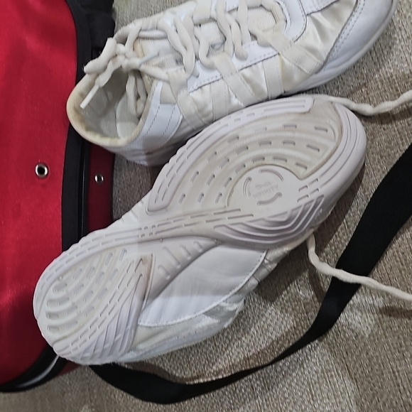NFINITY Evolution Sneakers White With Carrying Case Size 5.5 - Picture 10 of 11